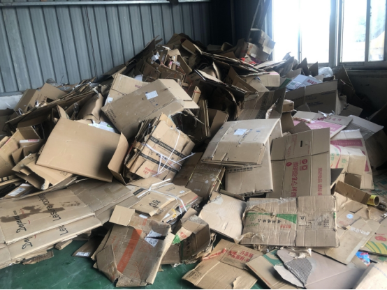 貓先生智能廢品回收箱，再生資源收集柜，小區(qū)垃圾回收站生產(chǎn)廠家